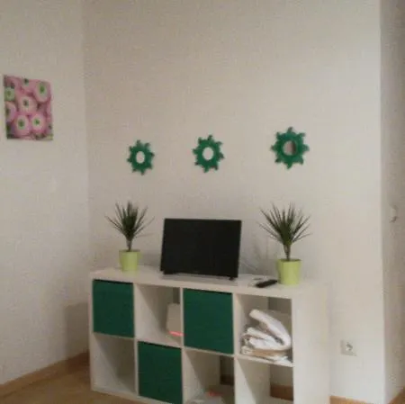 Отель Dos Torres Pilar - Balcones Con Vistas Al Pilar Сарагоса