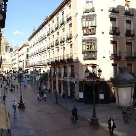 酒店 Dos Torres Pilar - Balcones Con Vistas Al Pilar